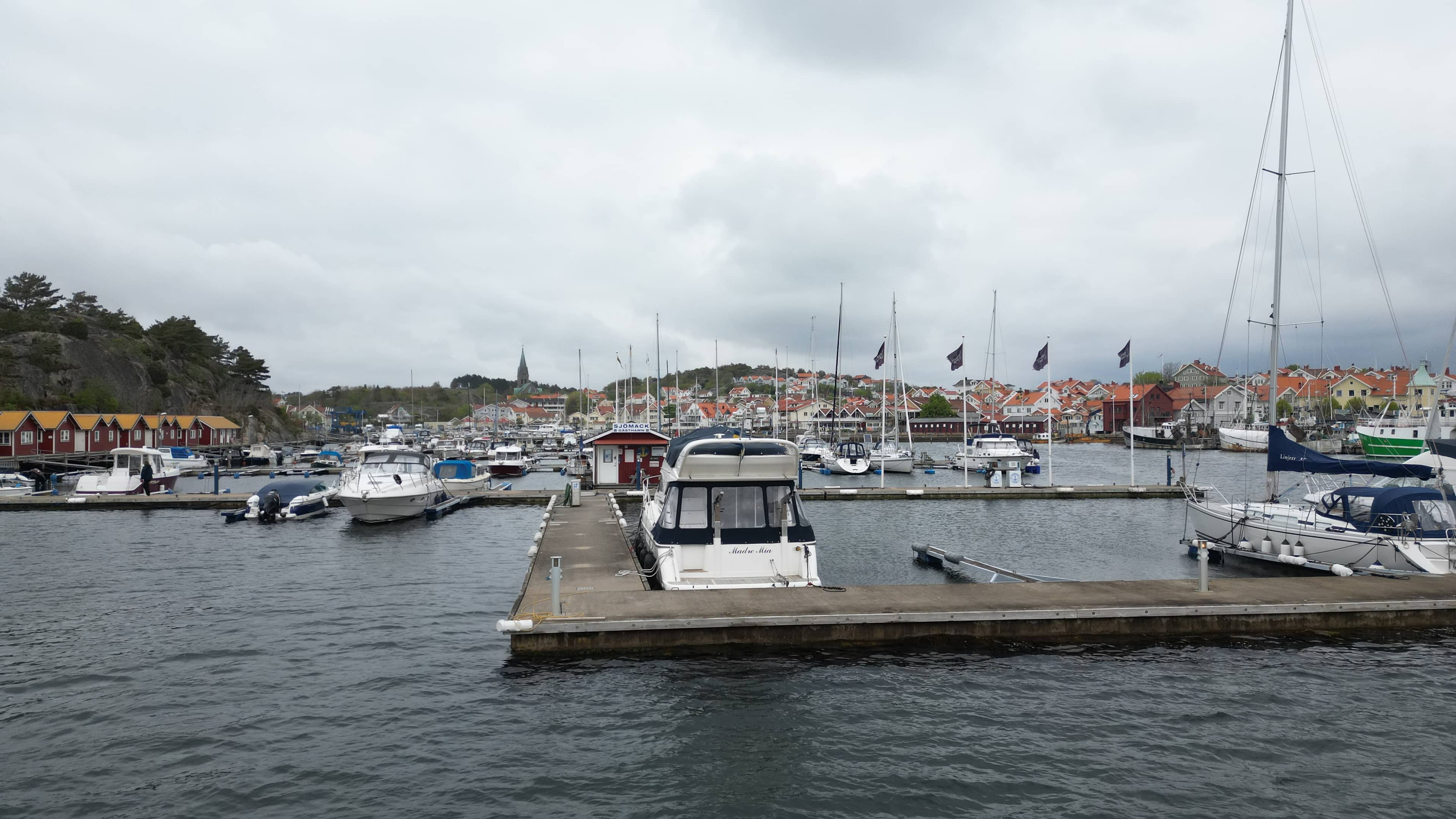 Grebbestads hamn