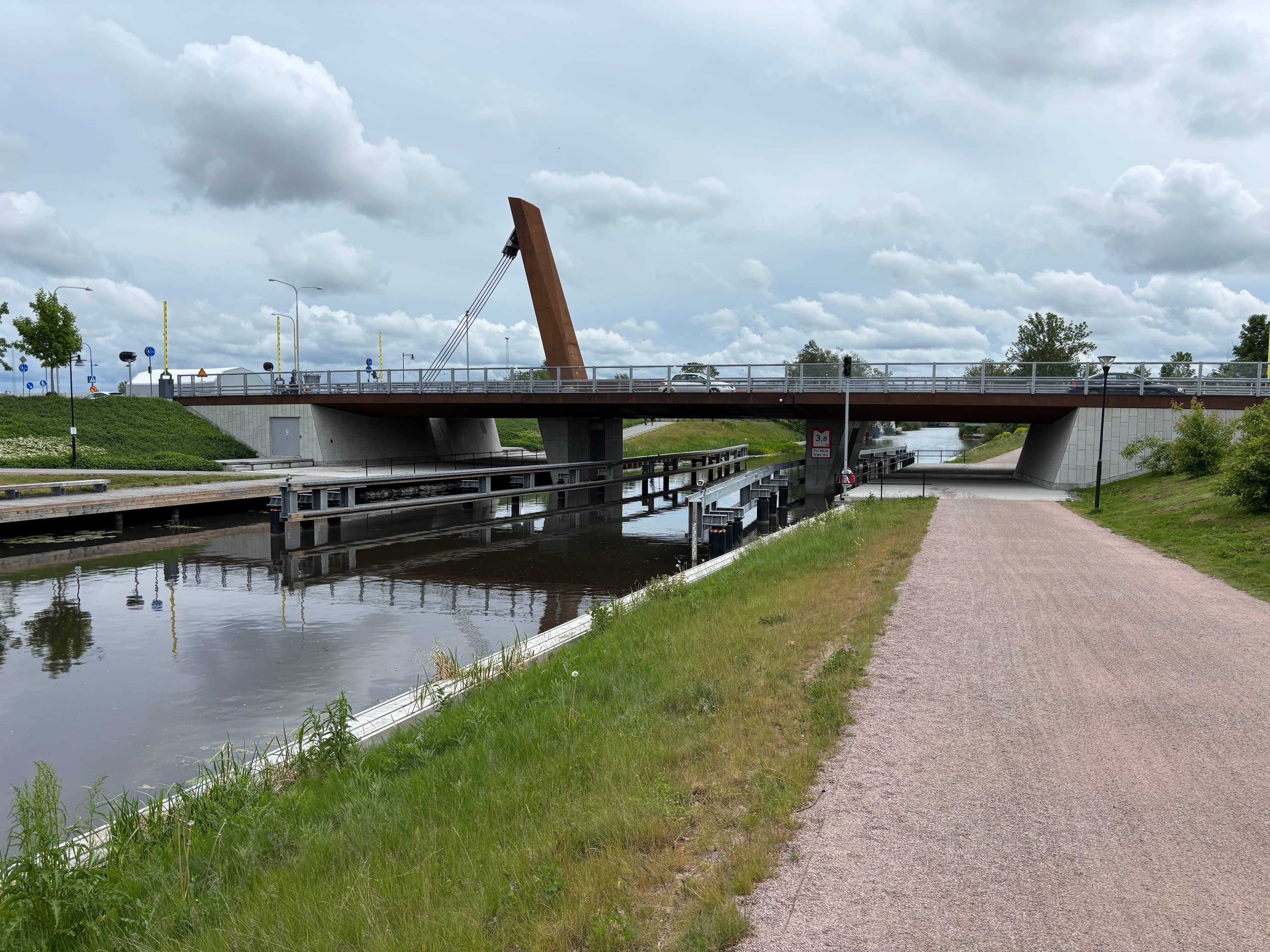 Tullgarnsbron