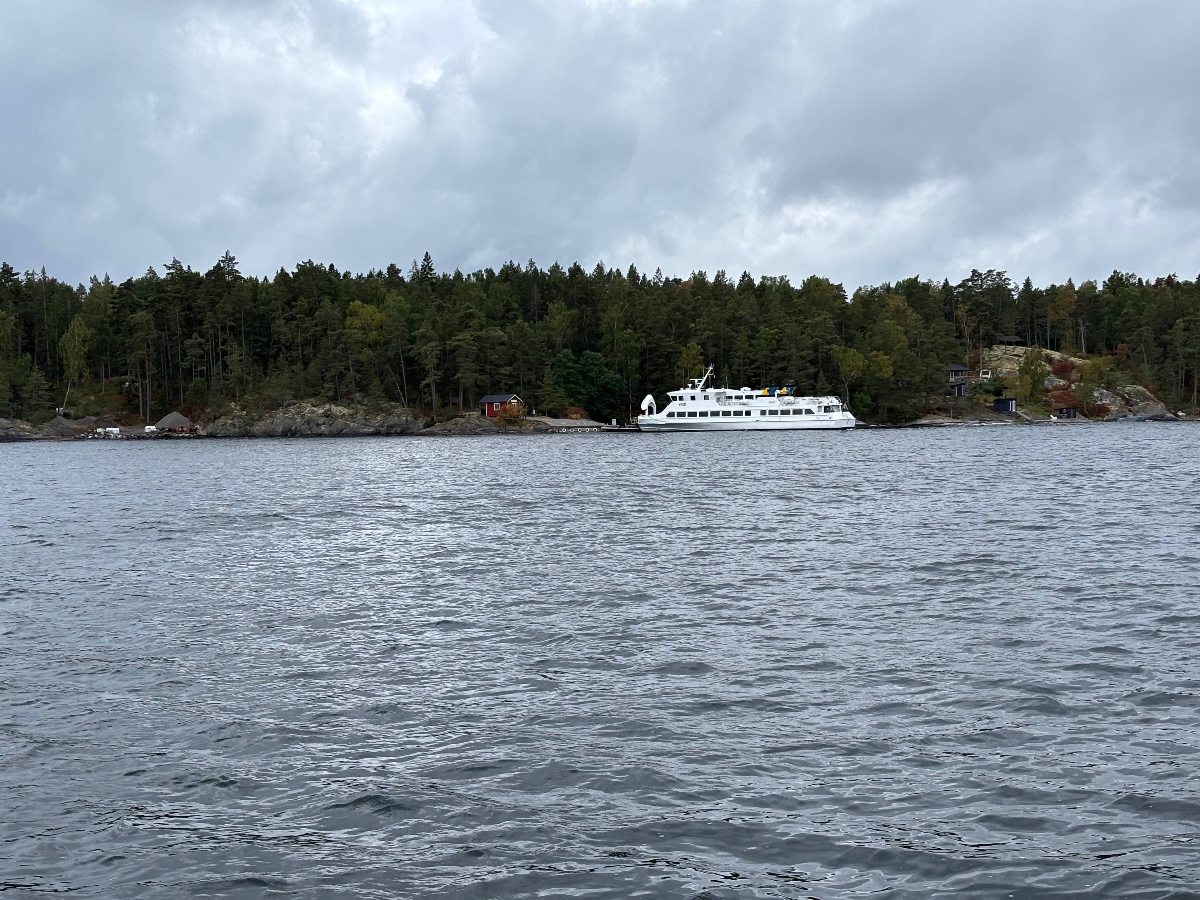 Hjälmö