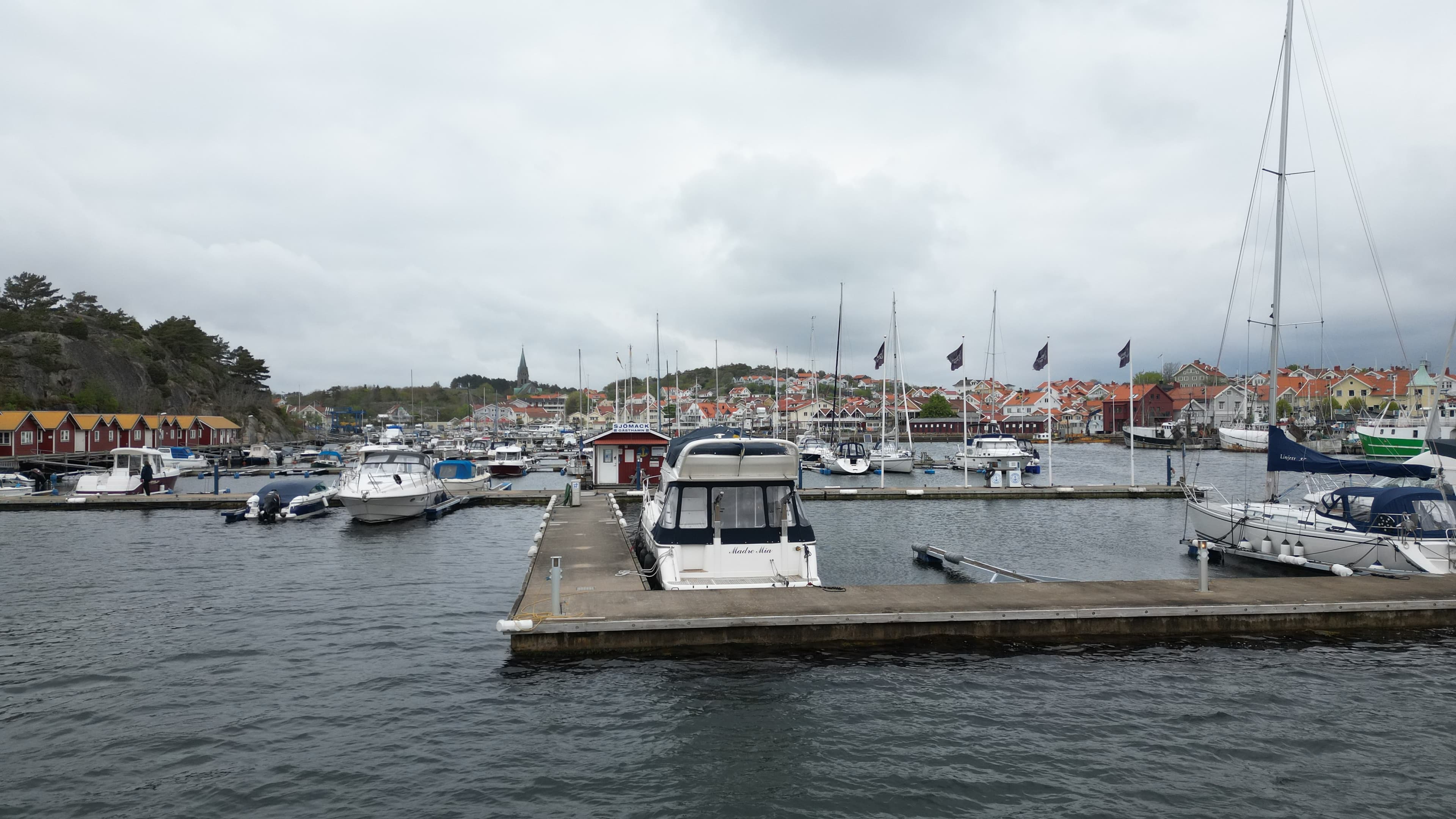 Grebbestads hamn